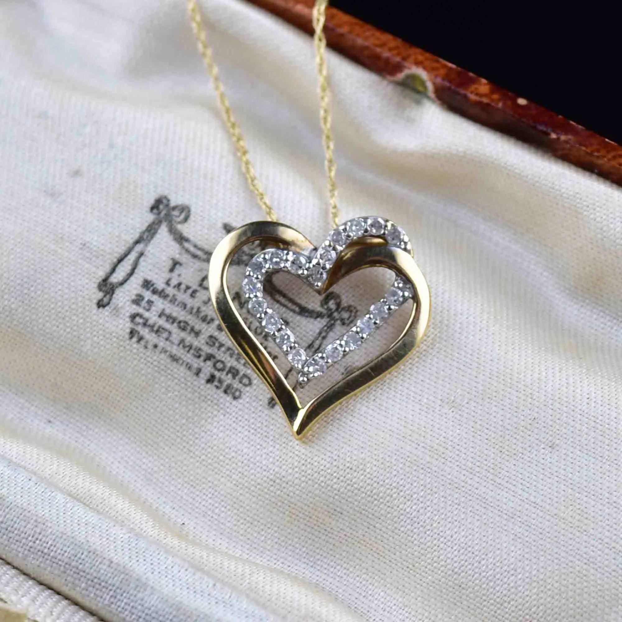 10K Gold Open Heart Diamond Pendant Necklace