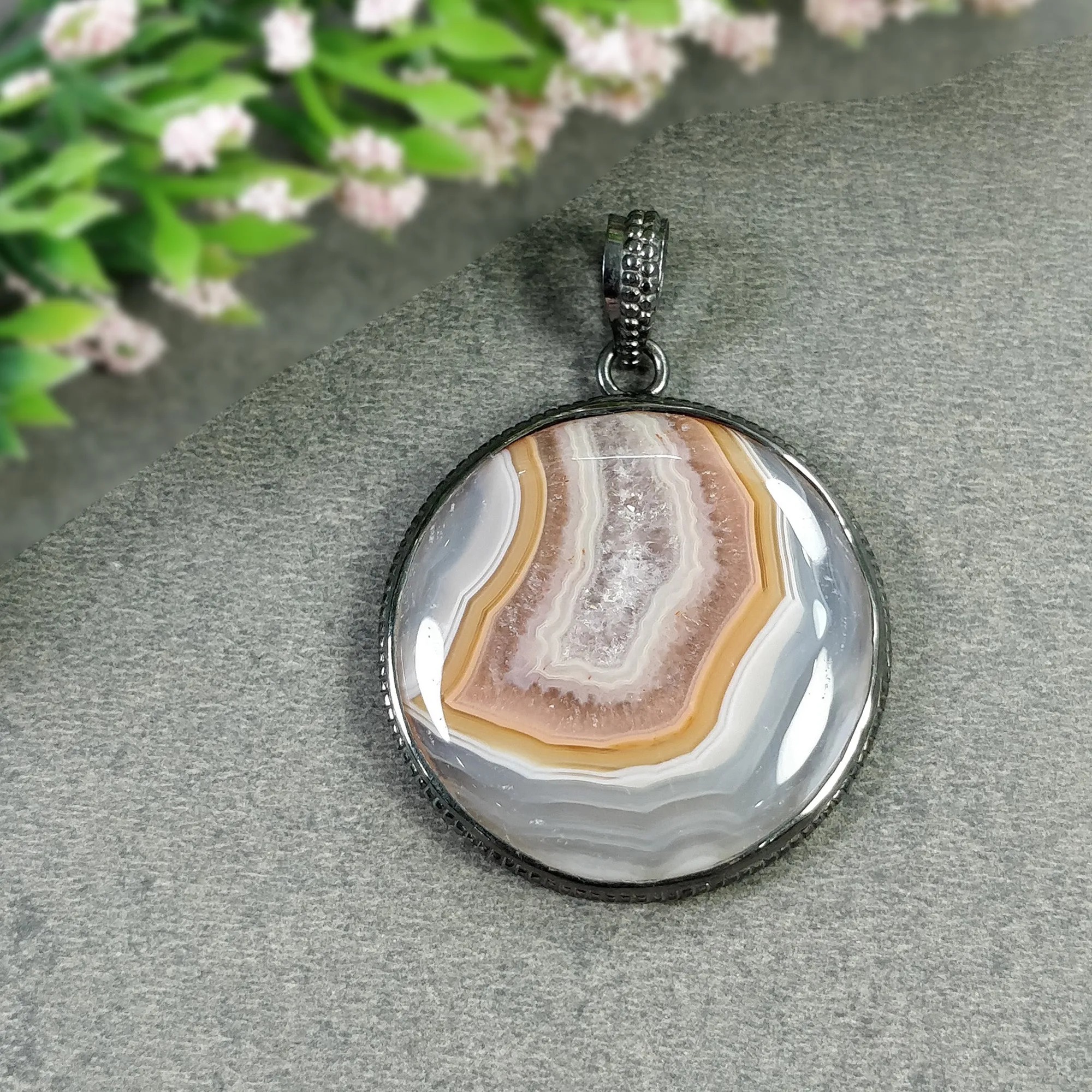 925 Sterling Silver PENDANT : 15.70gms Natural BOTSWANA AGATE Gemstone Round Victorian Silver Bezel Set Pendant 1.9"