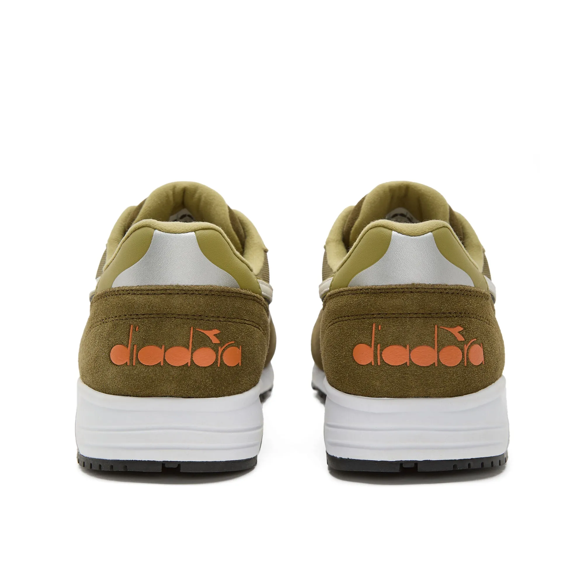 Diadora N902 Trainers - Avocado / Beech