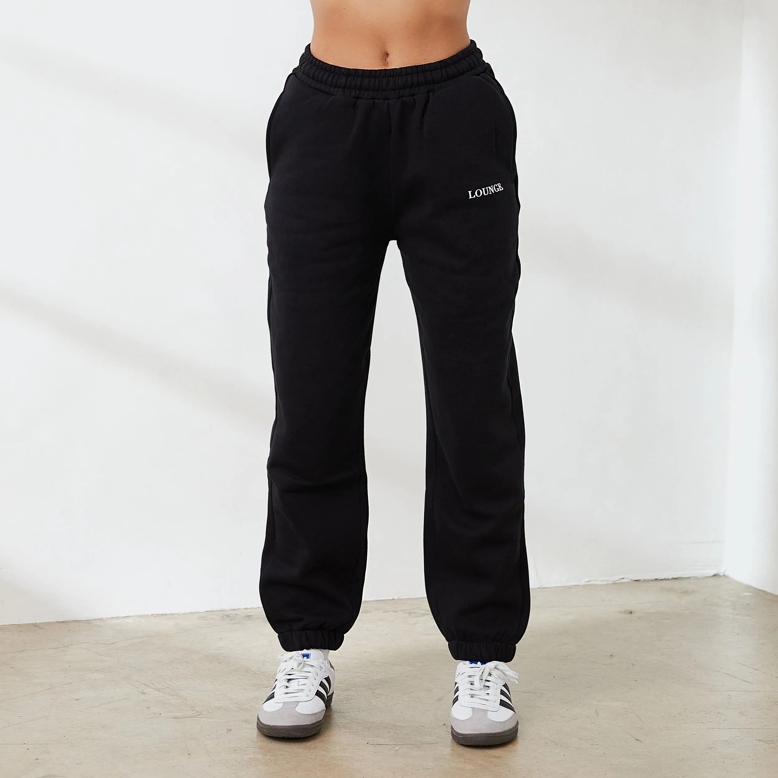 Essential Joggers - Black