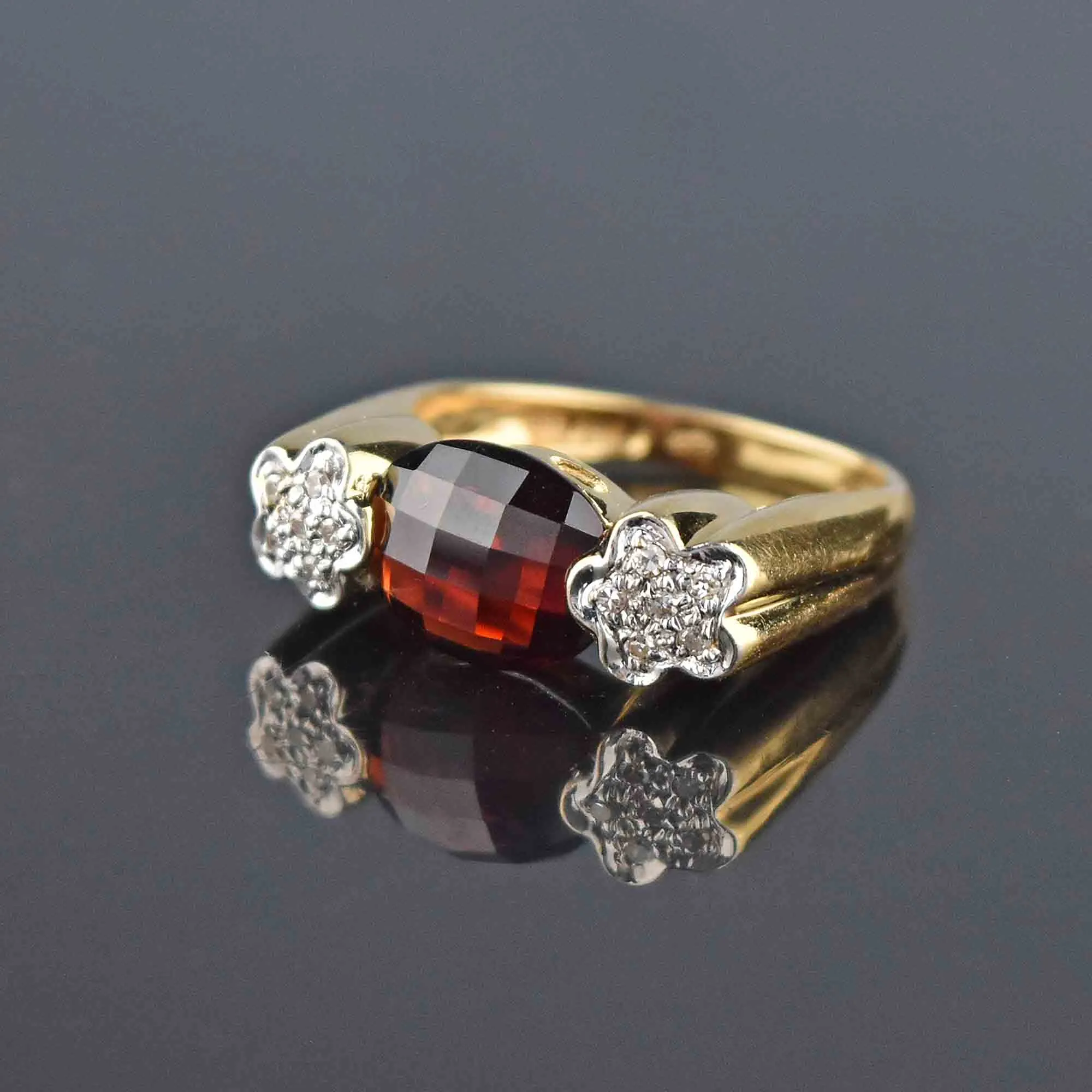 Estate 14K Gold Diamond Checkerboard Garnet Ring