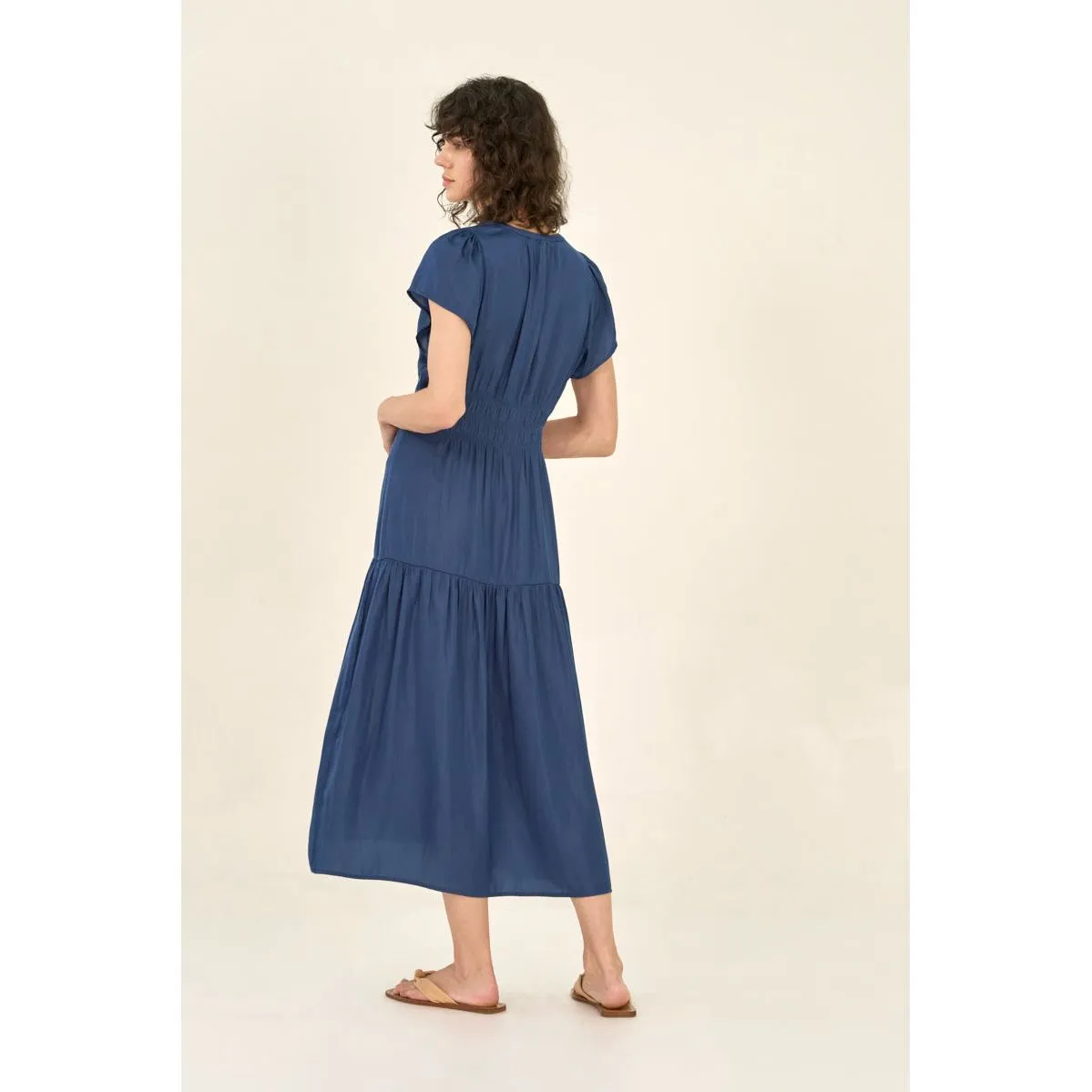 Ezrie Grade and Gather Blue Corn Midi Dress