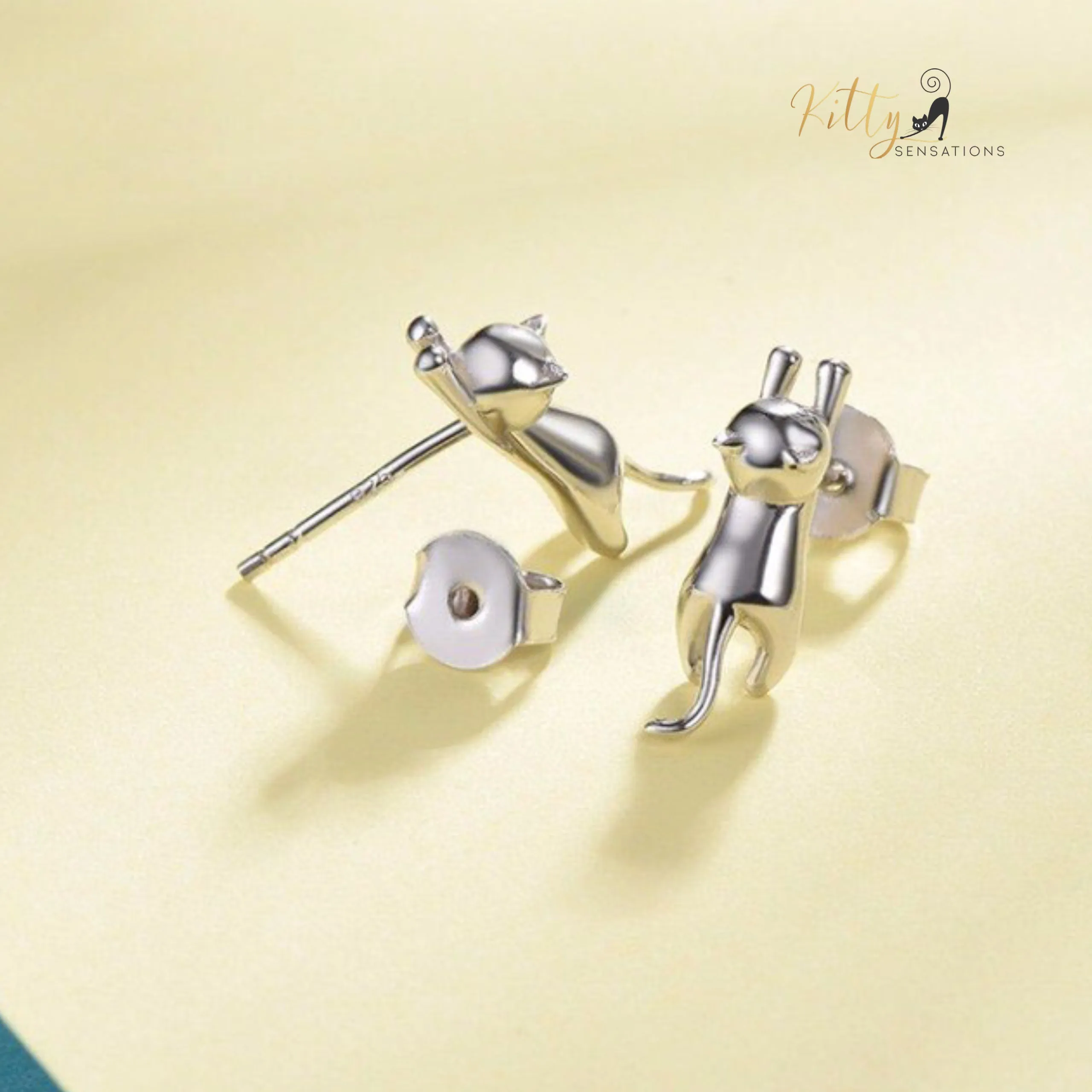 Hanging Cat Set in Solid 925 Sterling Silver