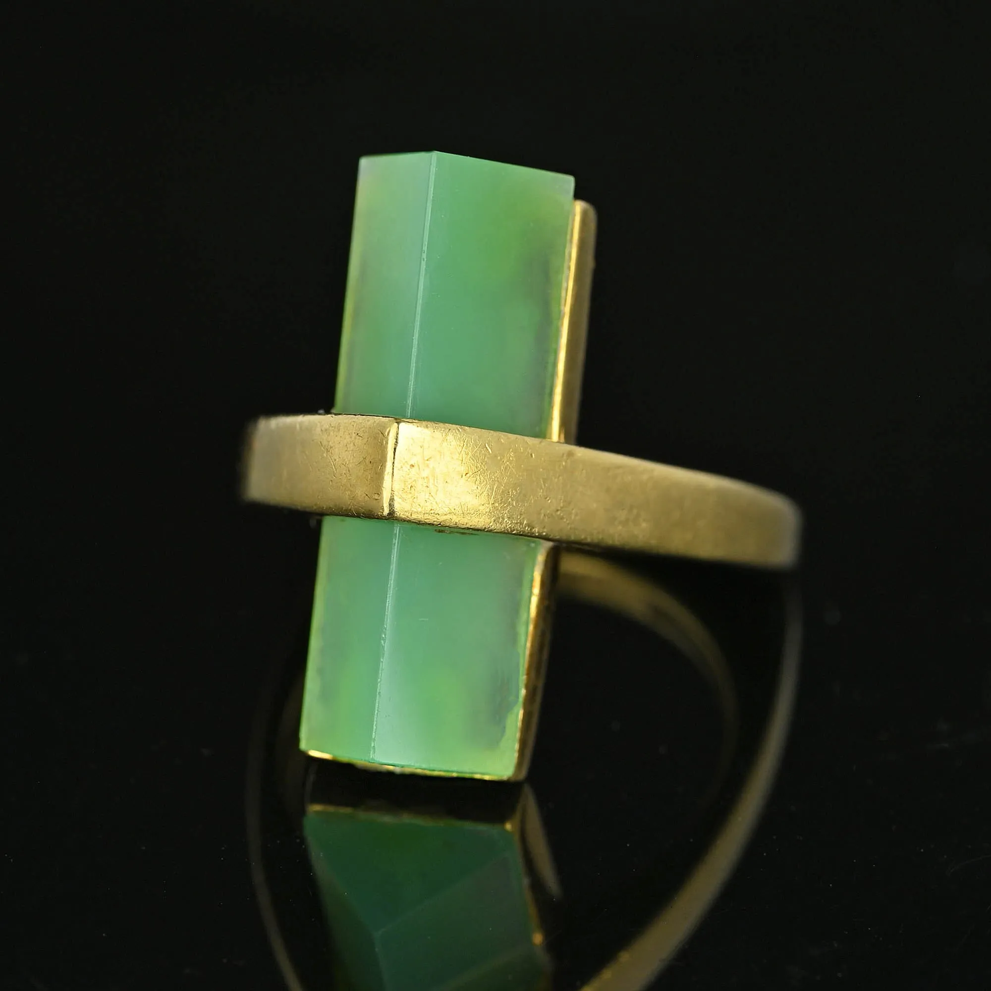 Modernist 18K Gold Euro Shank Chrysoprase Ring