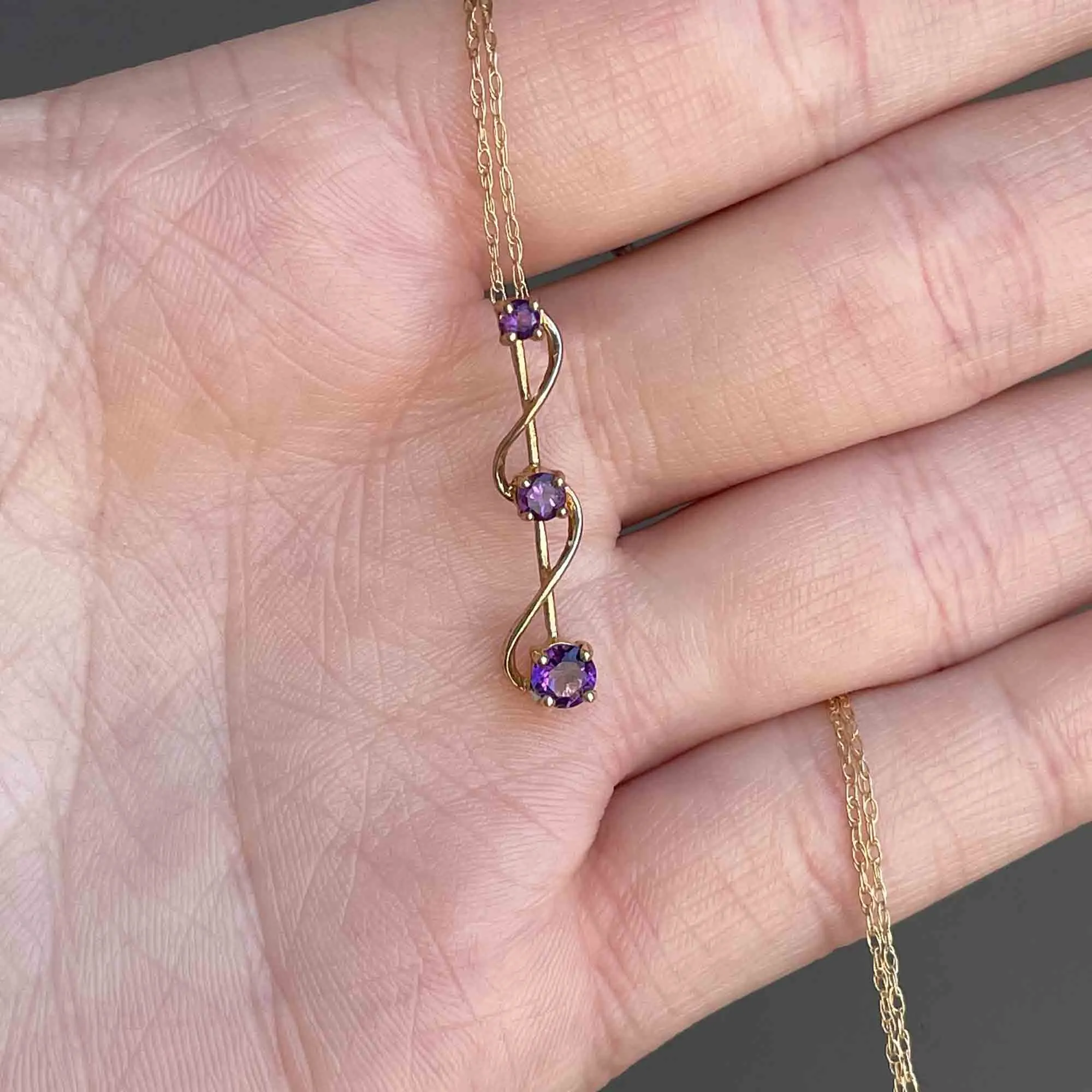 Vintage 10K Gold Amethyst Journey Pendant Necklace