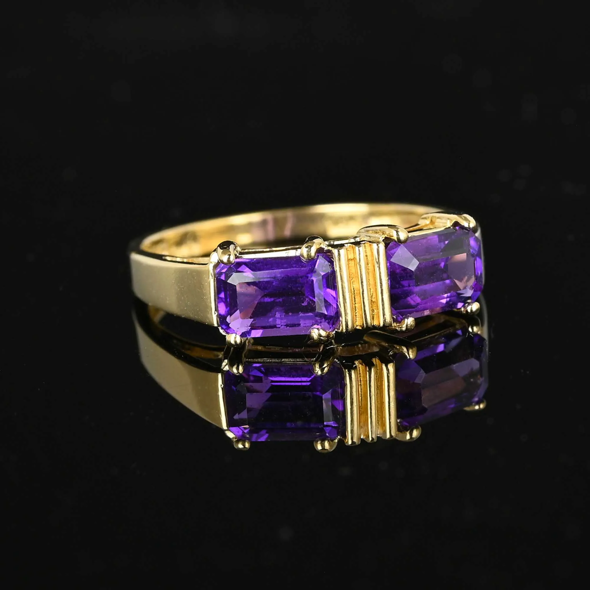 Vintage 14K Gold Emerald Cut Amethyst Ring Band