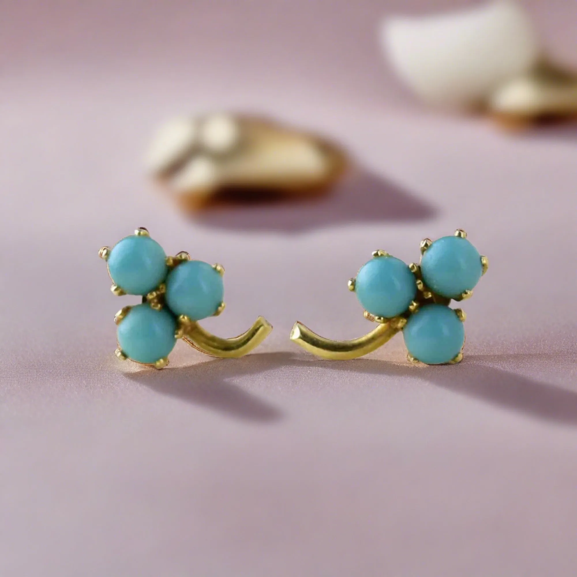 Vintage 14K Gold Turquoise Clover Stud Earrings