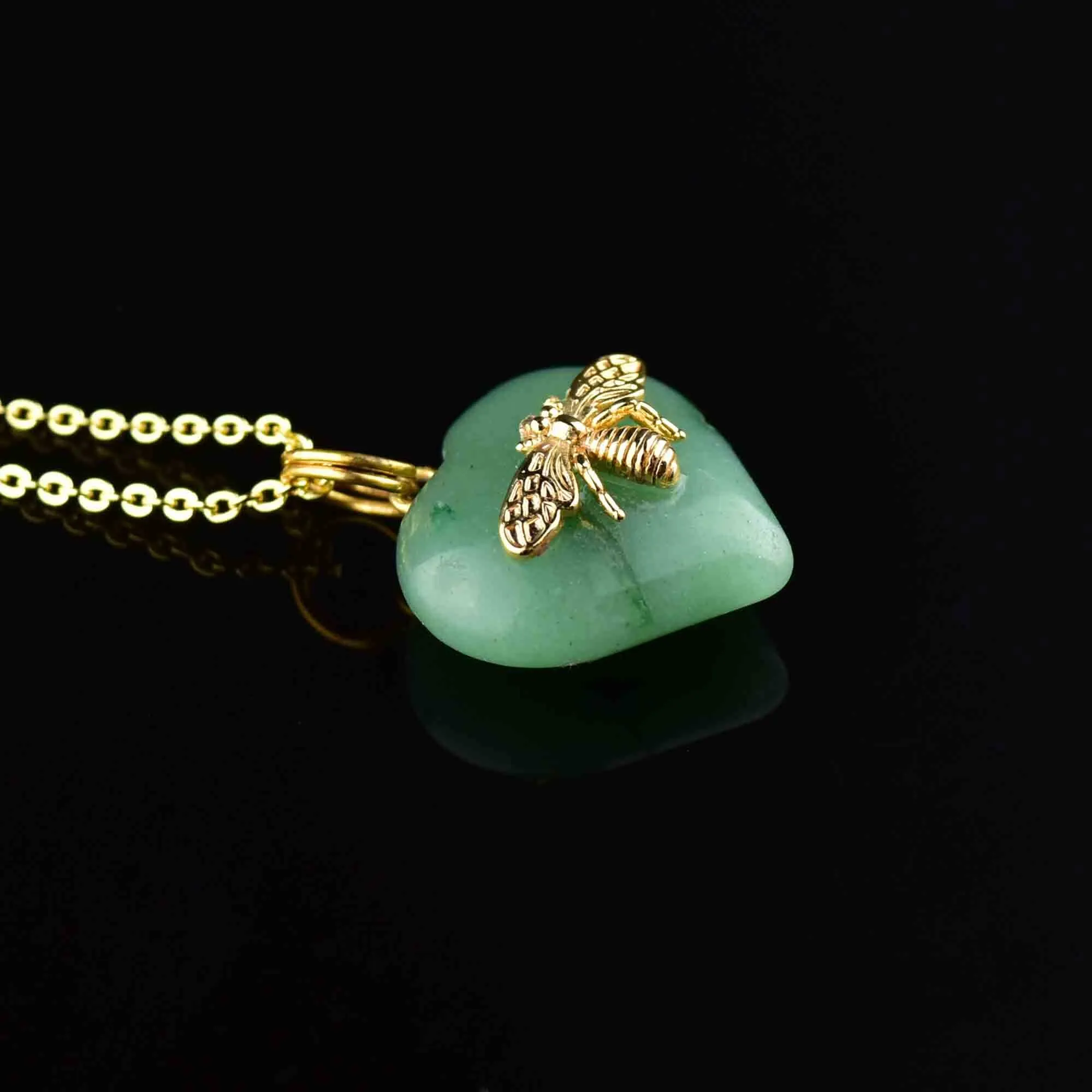 Vintage Bee Aventurine Heart Pendant Necklace