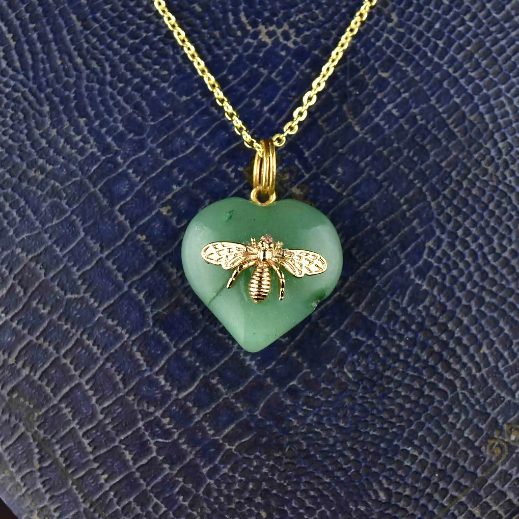 Vintage Bee Aventurine Heart Pendant Necklace